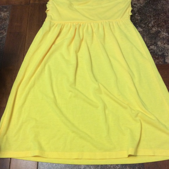 OP sleeveless top yellow - Picture 2 of 3